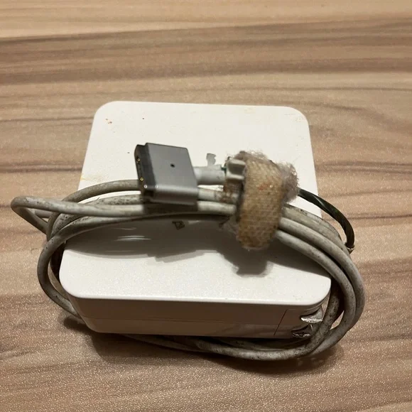 Computer Charger - Picture 9 of 16